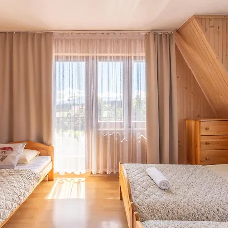 U Trabanta - Apartament, W Centrum Bukowiny Z Widokiem Na Gory 3* Буковина-Татшаньска