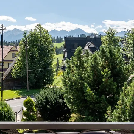 U Trabanta - Noclegi, Wycieczki Jednodniowe, Wypozyczalnia Narciarska Konukevi 3*