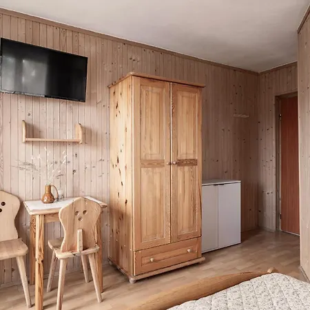 Casa de hóspedes U Trabanta - Apartament, W Centrum Bukowiny Z Widokiem Na Góry Bukowina Tatrzańska