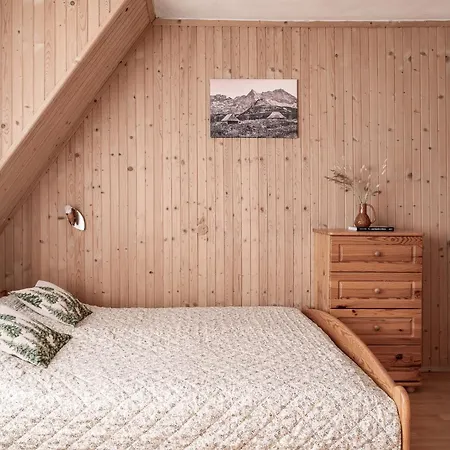 Casa de hóspedes U Trabanta - Apartament, W Centrum Bukowiny Z Widokiem Na Góry Bukowina Tatrzańska