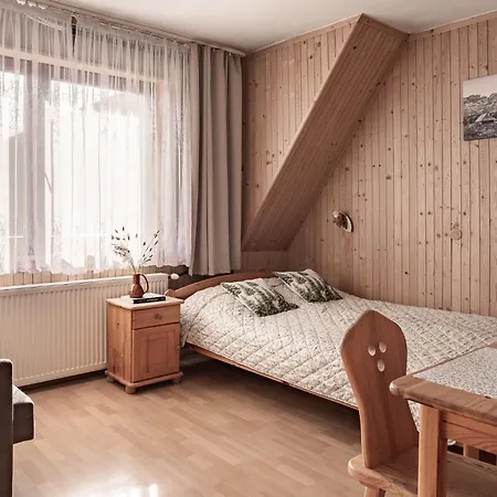 Casa de hóspedes U Trabanta - Apartament, W Centrum Bukowiny Z Widokiem Na Góry Bukowina Tatrzańska